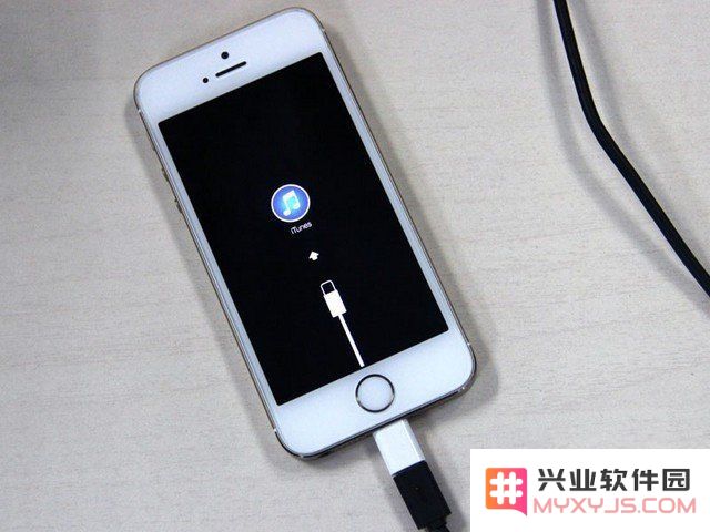 刷机成功之后为什么还是需要输入 ID 密码？