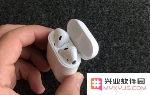 AirPods能和非苹果的蓝牙设备连接吗？如何连接？