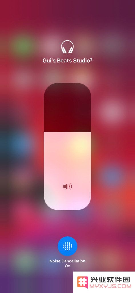 为什么在更新到 iOS 13 beta 3 后无法通过控制中心启用耳机的降噪功能？