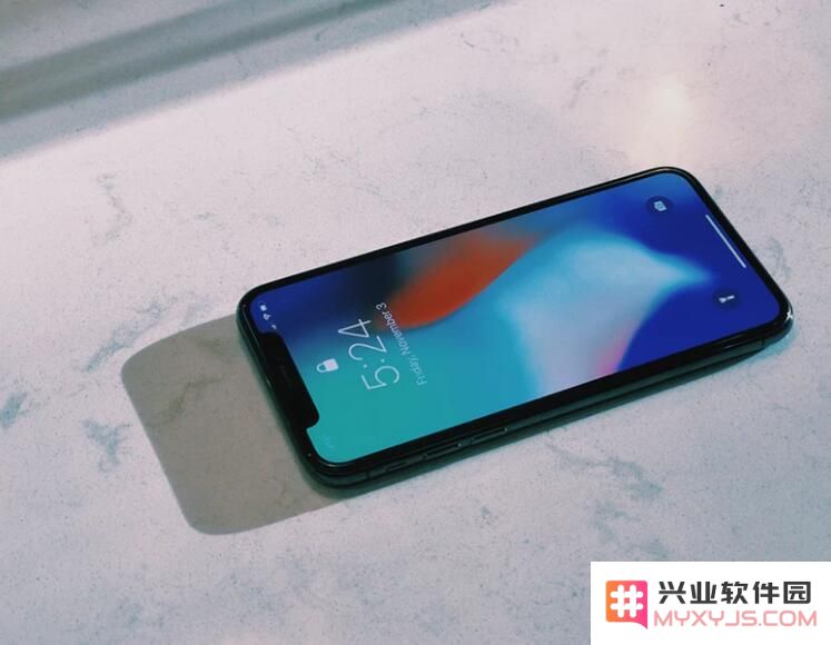 OLED 屏幕有哪些优势，不习惯使用怎么办？