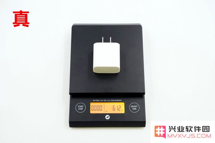 如何从外观轻松分辨 iPhone 的 18W 快充充电器的真假？