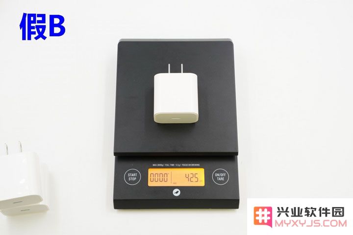 如何从外观轻松分辨 iPhone 的 18W 快充充电器的真假？