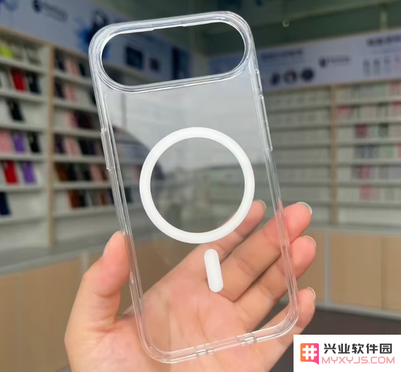 iPhone 17 Air 戴手机壳效果：美感不减，还超薄！